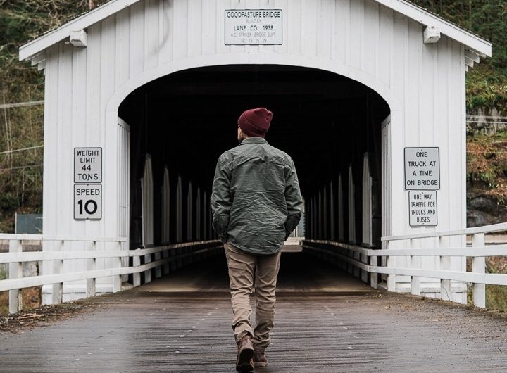 eugene-oregon-willamette-valley-covered-bridge